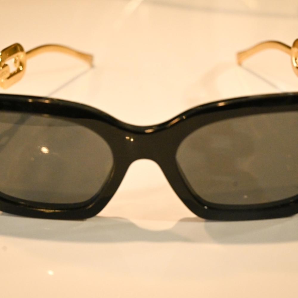 Louis Vuitton Elegant Black and Gold Sunglasses Purchased At Louis Vuitton Tampa